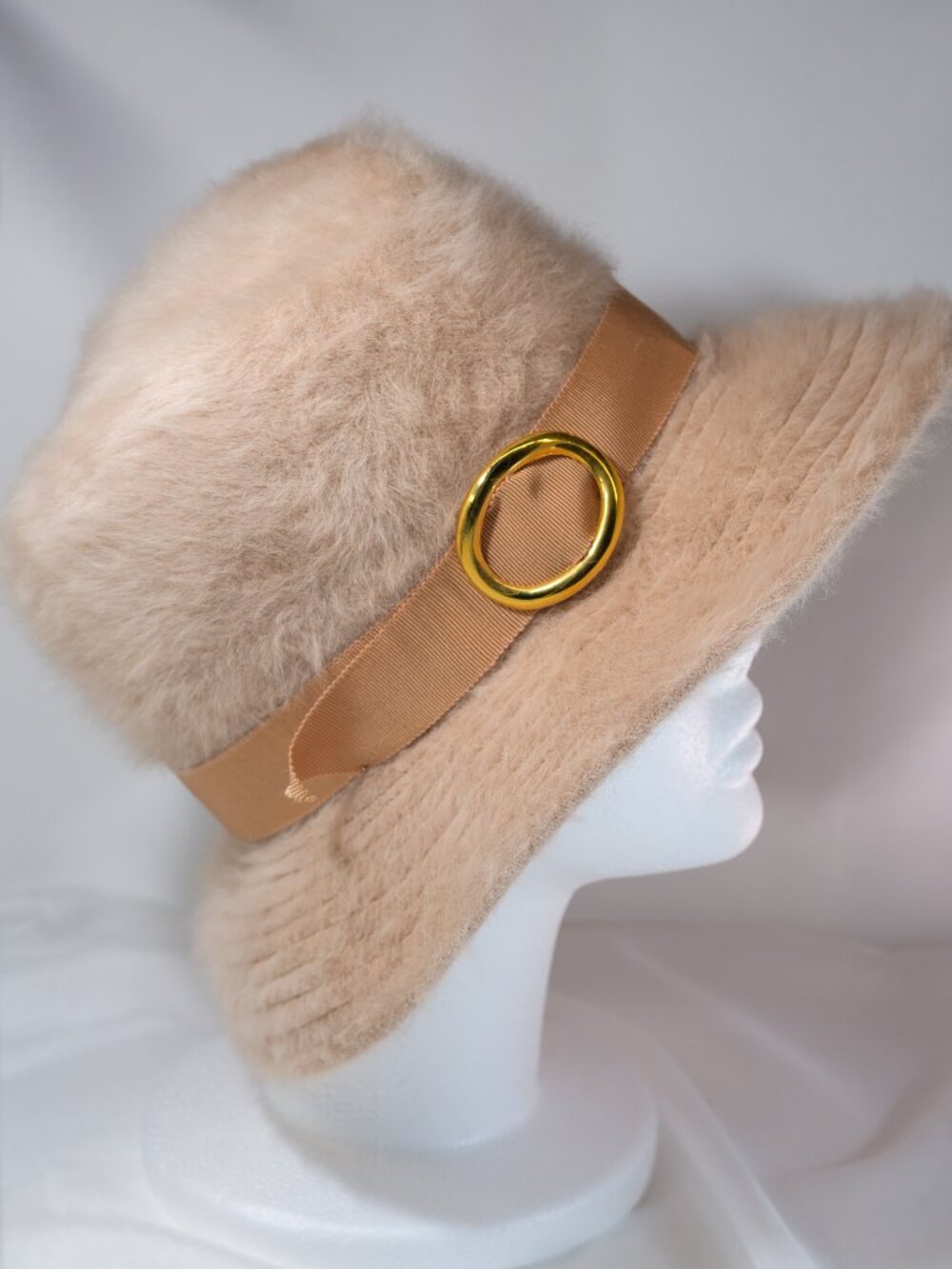 Vintage Kangol Design England Fuzzy Bucket Hat Beige Tan Gold Accent XS 20.5"
